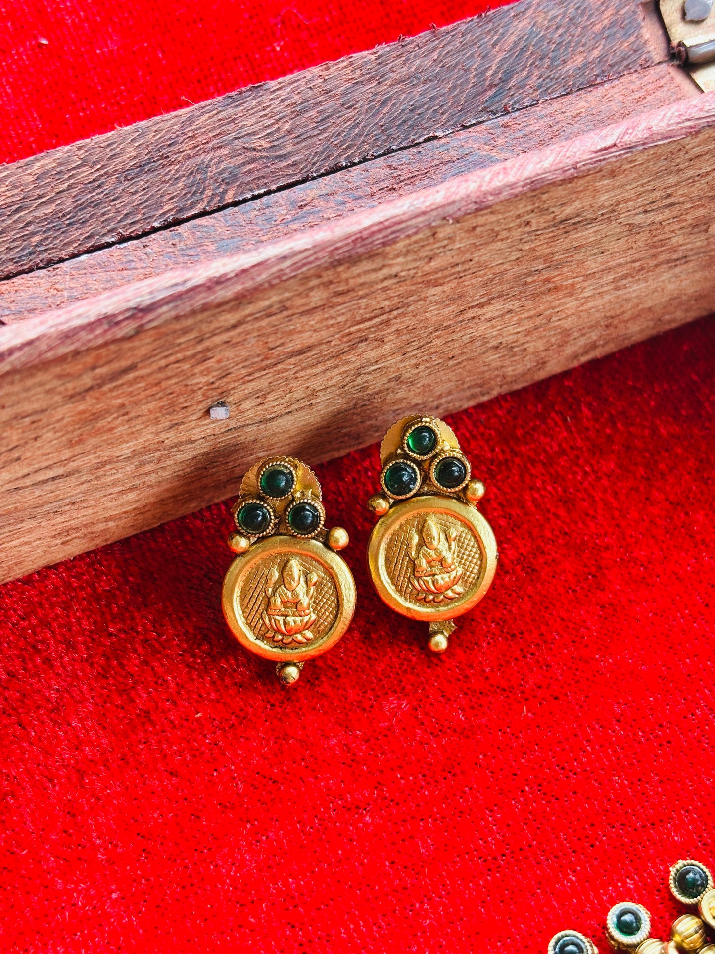 Emerald Coin Elakkathaali