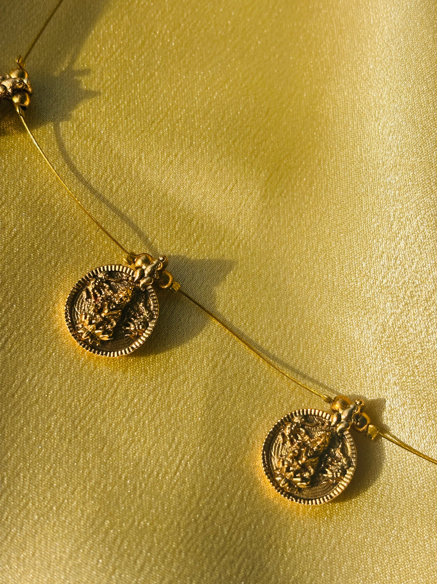 Mahalakshmi Invisible Chain Necklace
