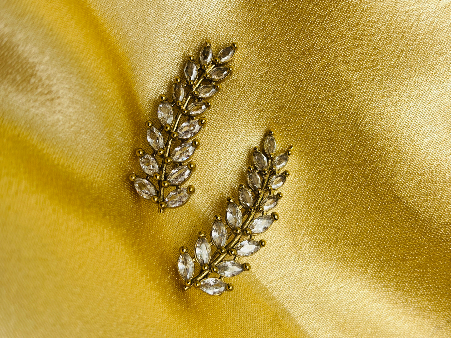 CZ Wheat Leaf Cuff