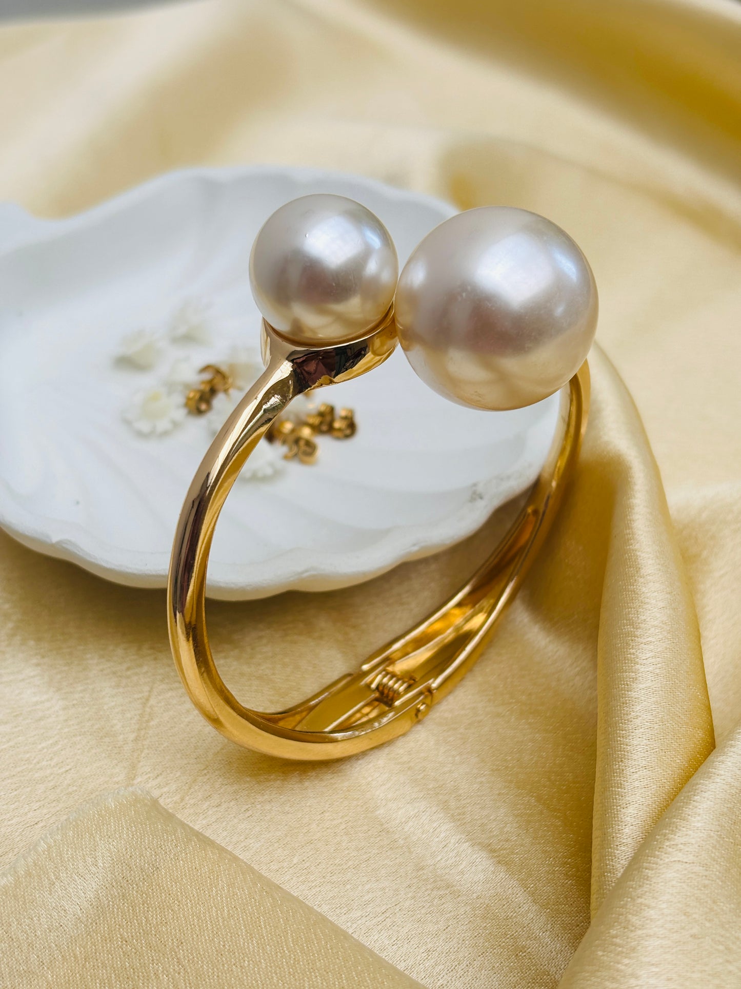 The Asymmetric Pearl Cuff