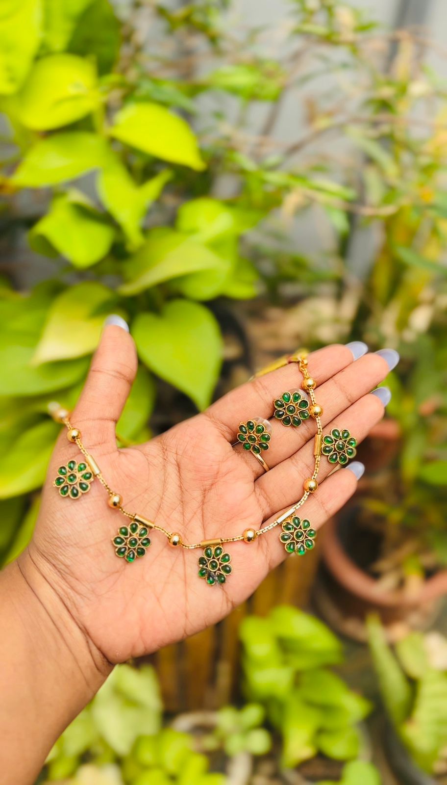Arini Choker (Green)