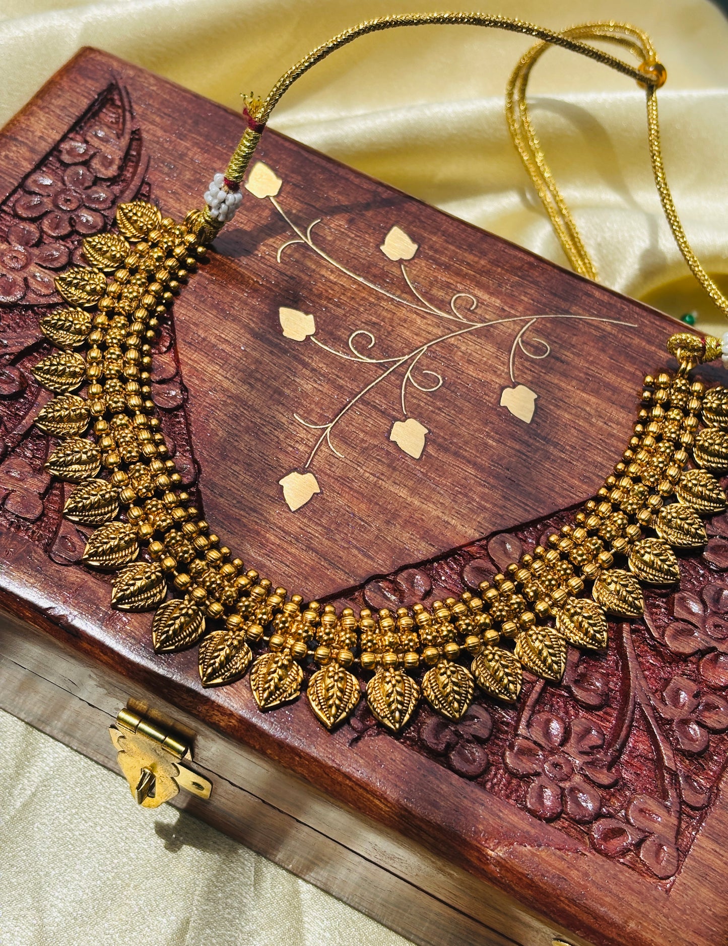 Golden Petal Chain