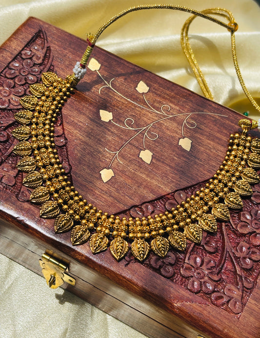 Golden Petal Chain