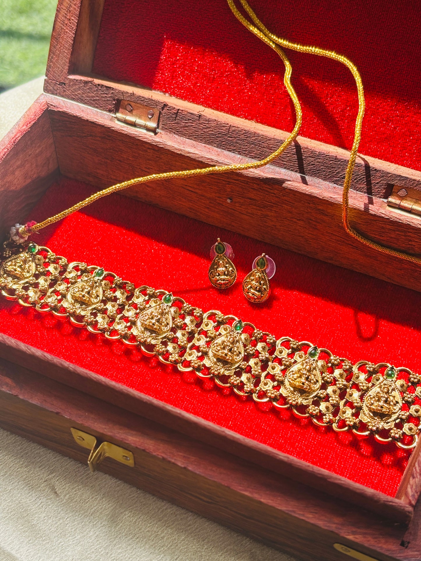 Vaibhava Lakshmi Choker