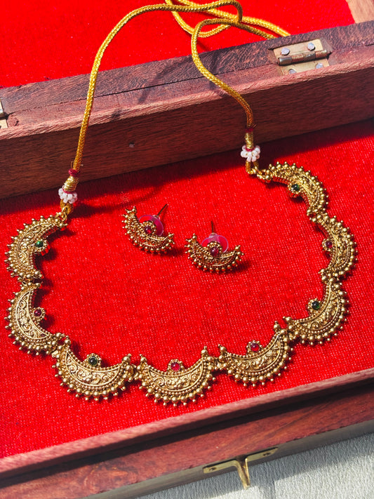 Chandra Jyoti Choker