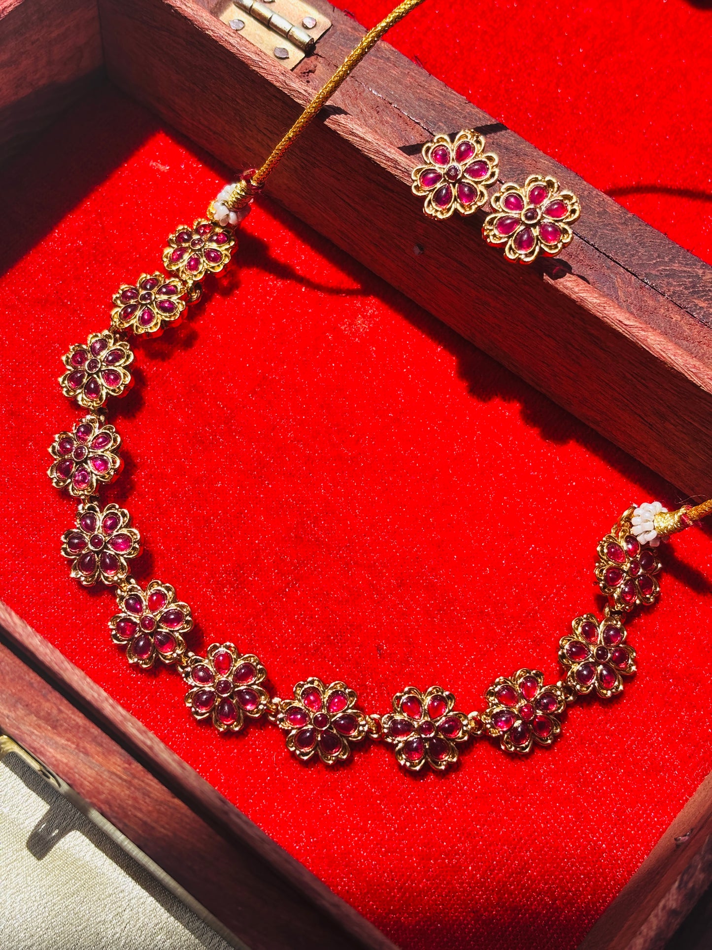 Floral Elegance Choker - Pink