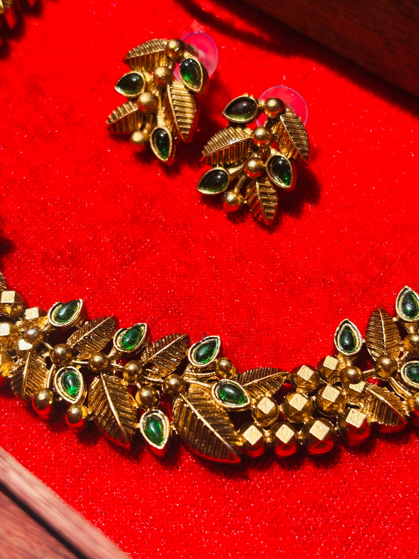 Golden Leaf Necklace