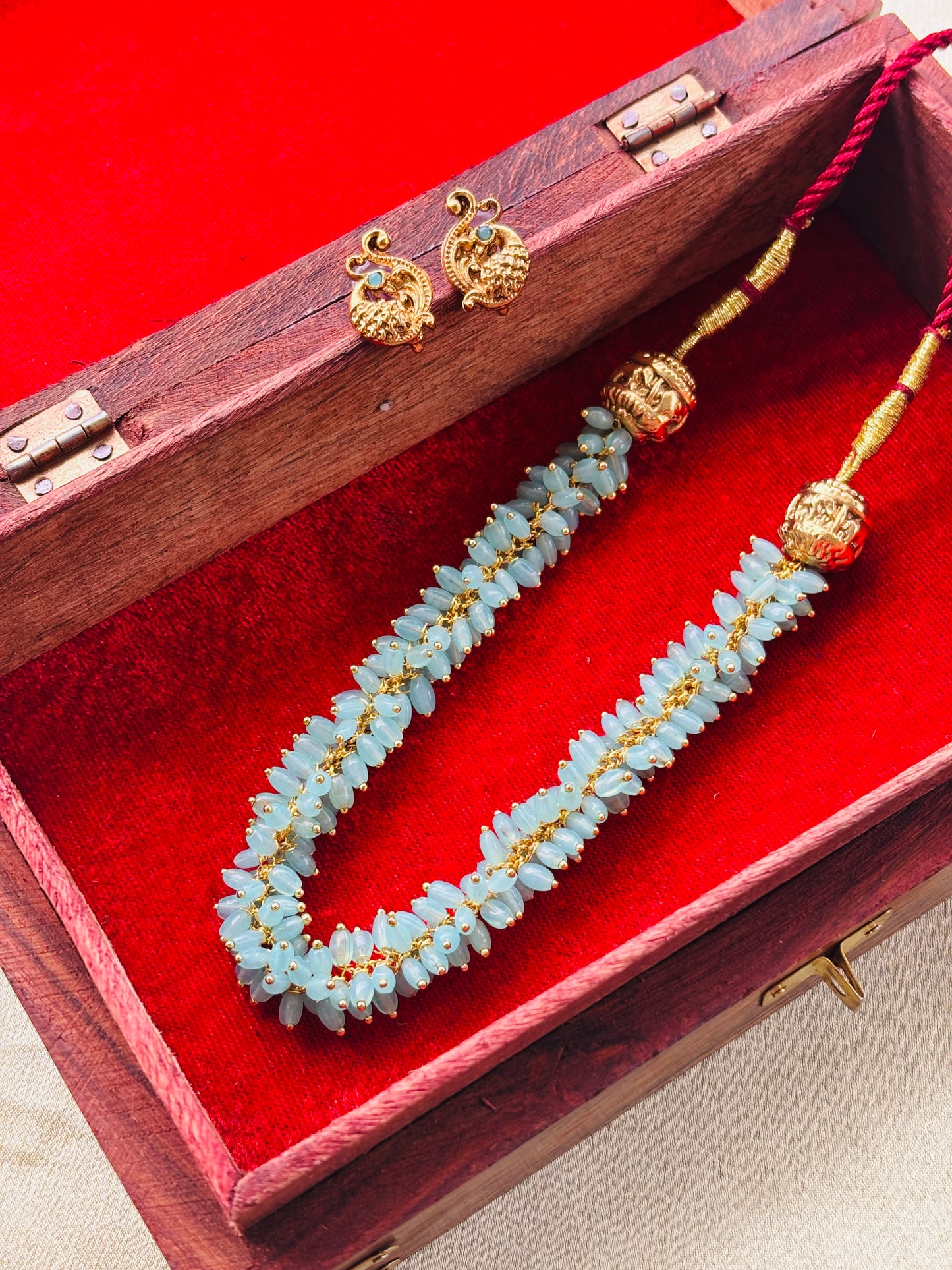 Aqua Bloom Long Chain