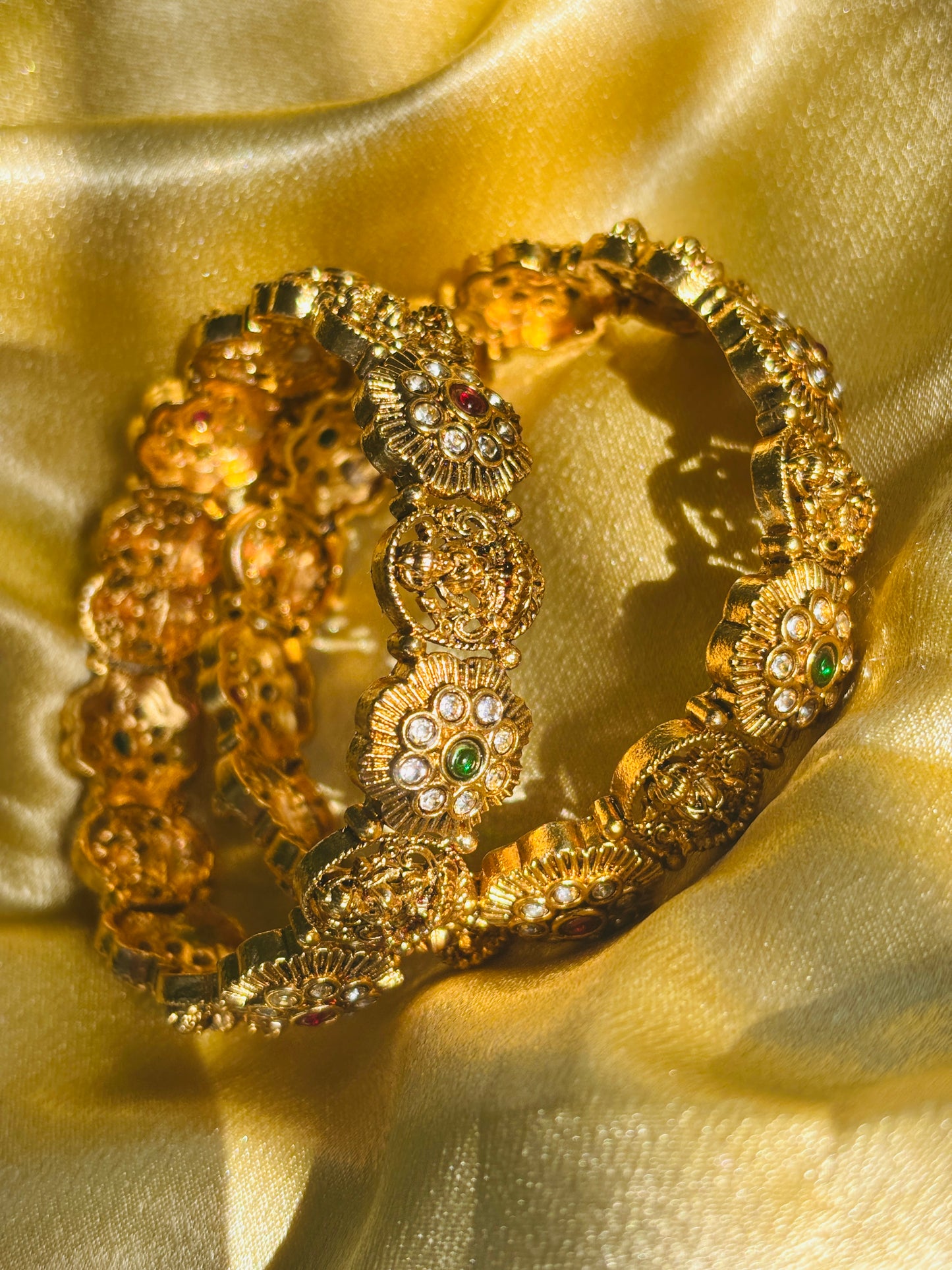 Devi Pushpa Bangles