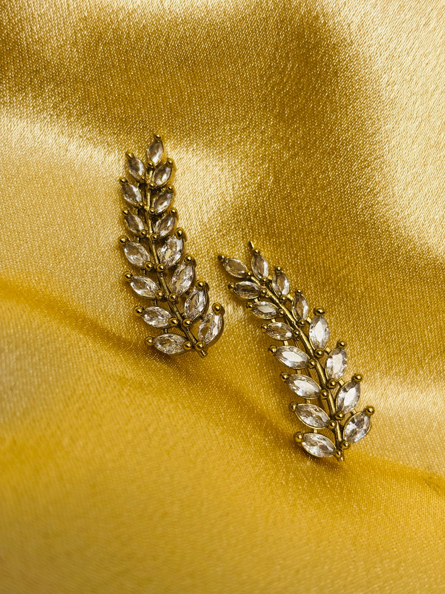 CZ Wheat Leaf Cuff