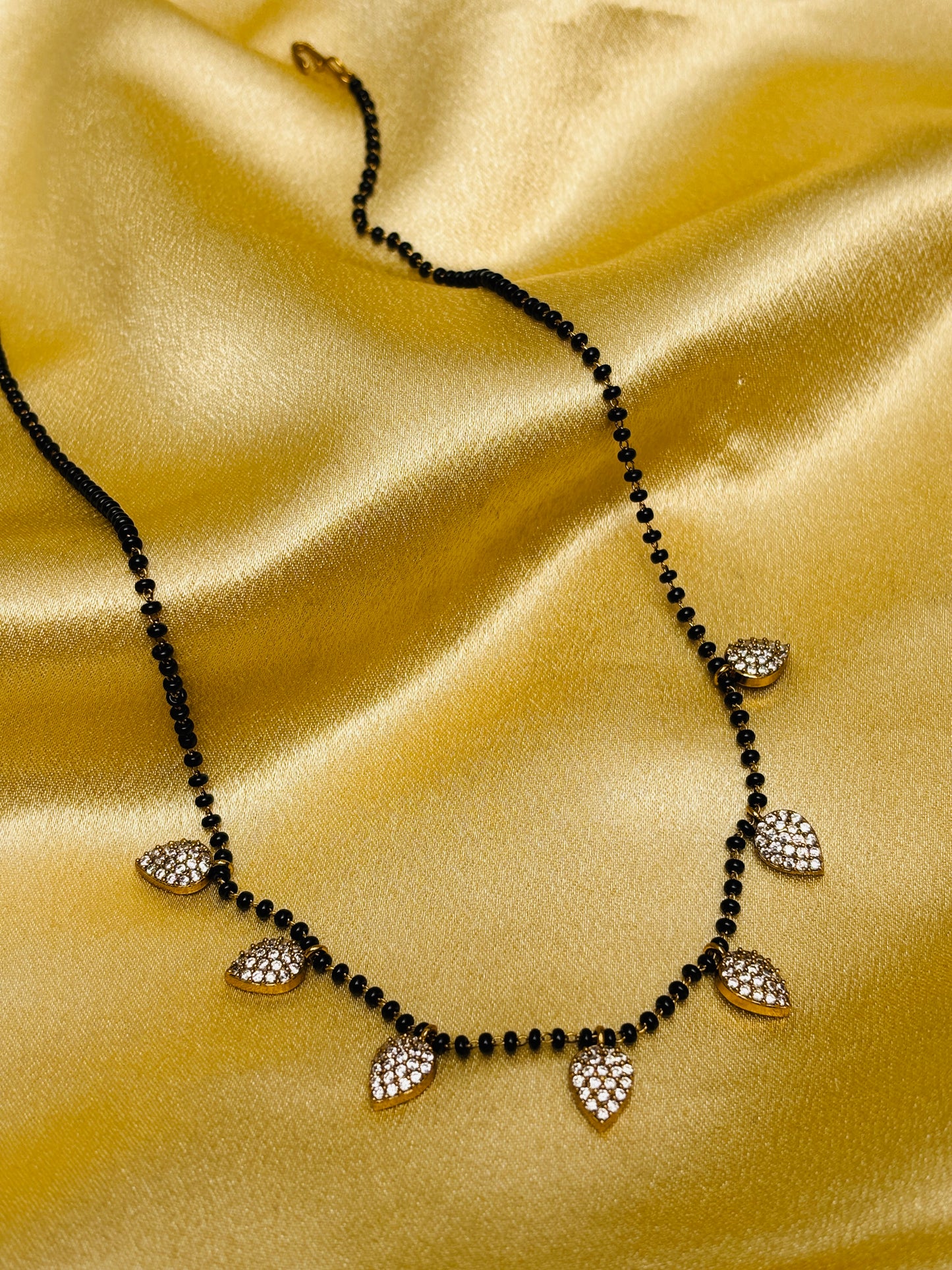Shreya Mangalsutra