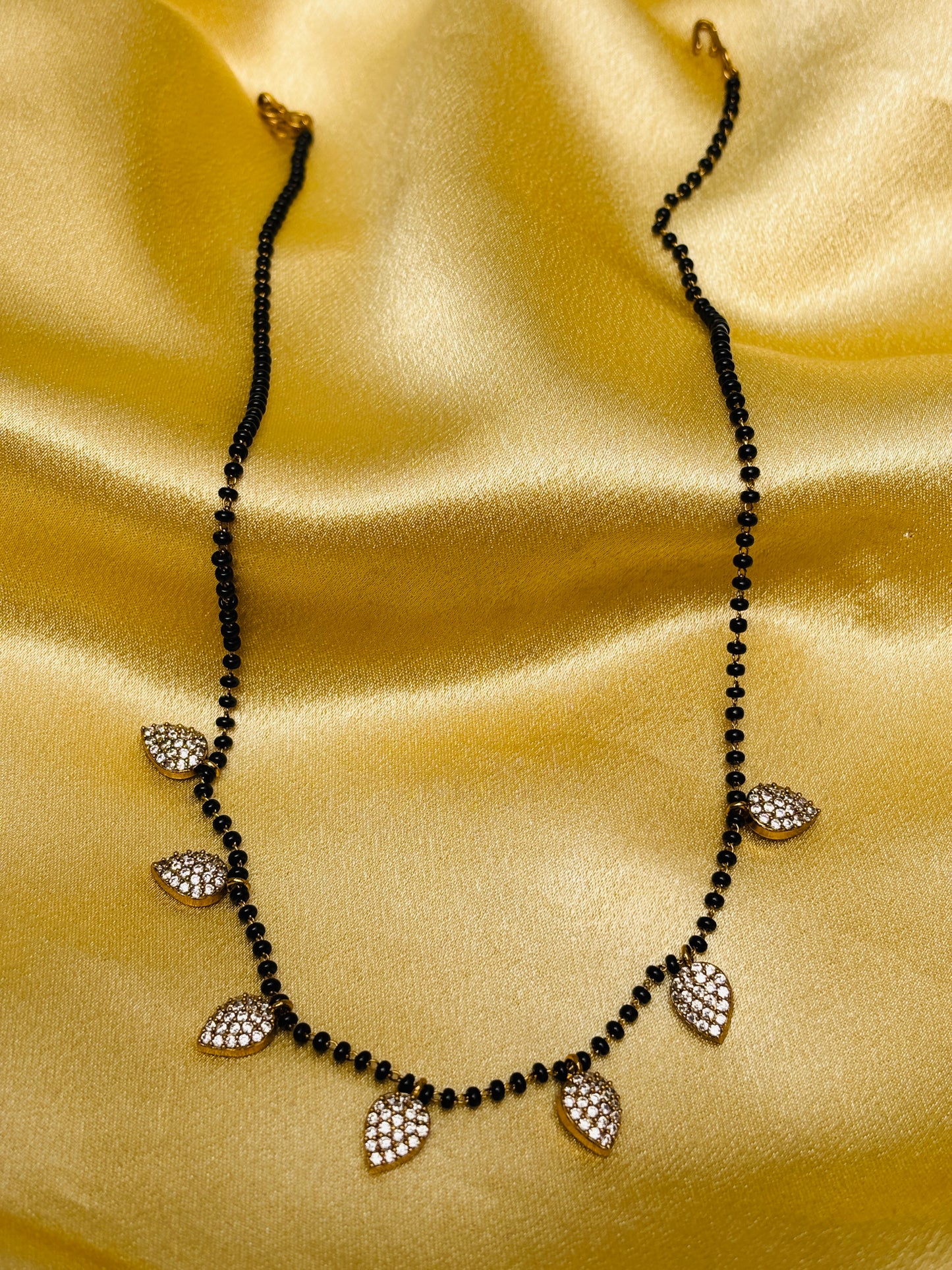 Shreya Mangalsutra