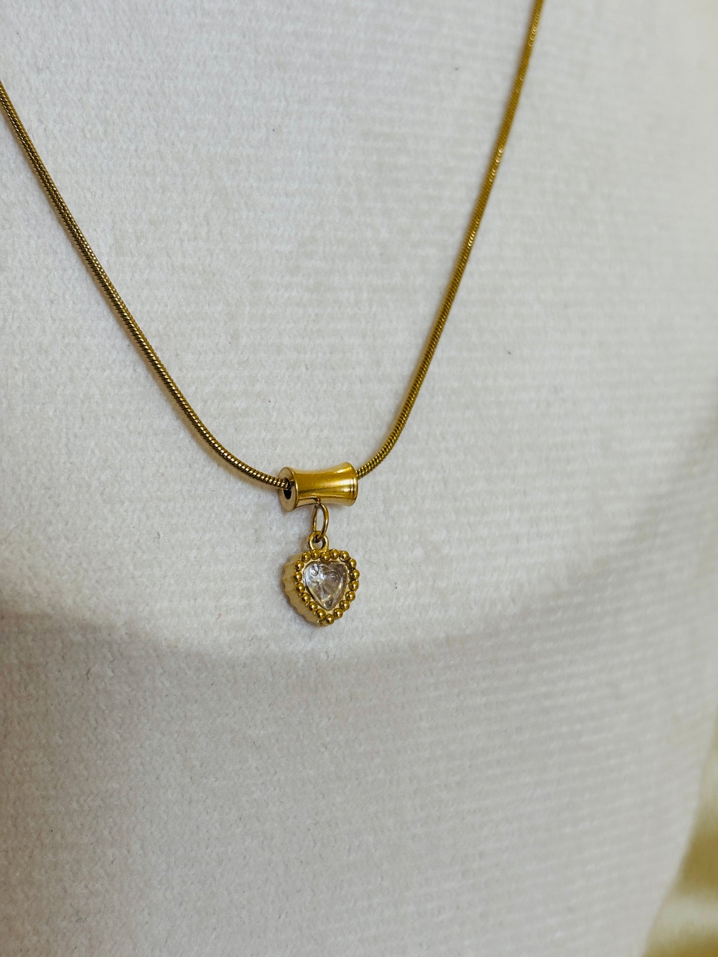 Crystal Heart Milgrain Gold Necklace
