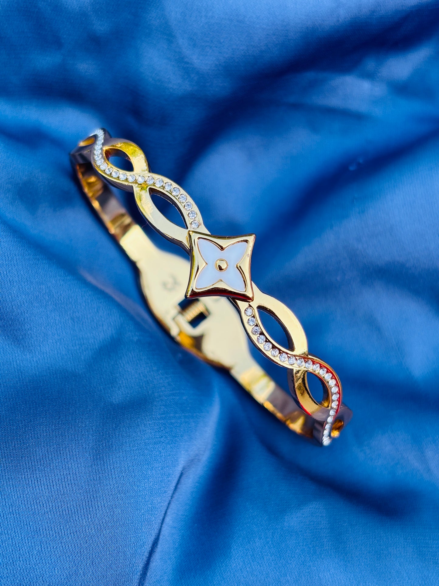 Infinity Bloom Gold Bangle