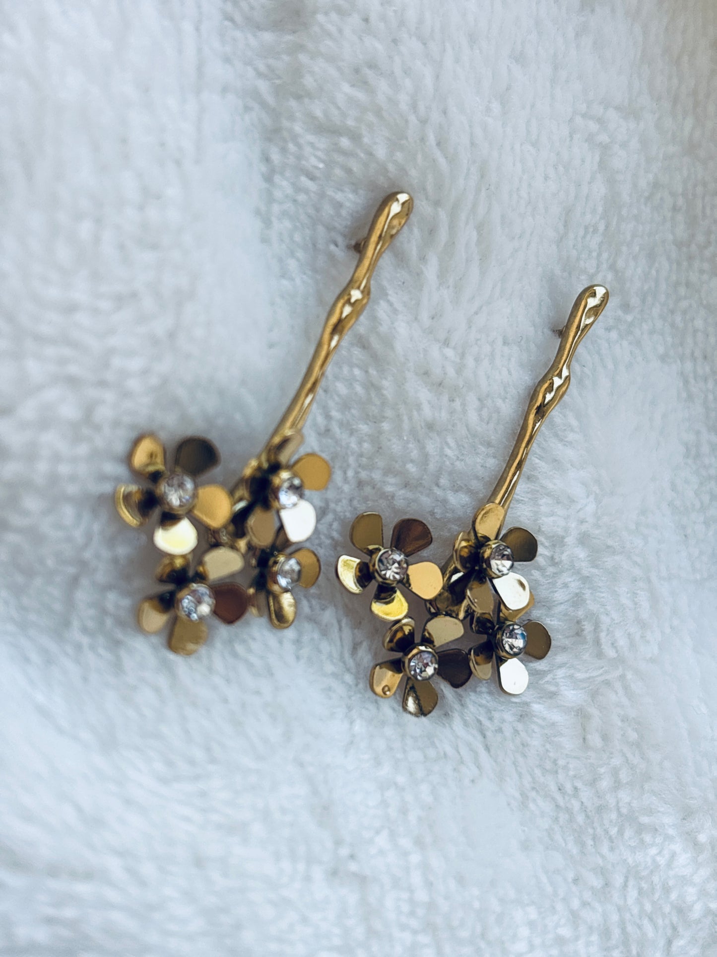 Gold Floral Cluster