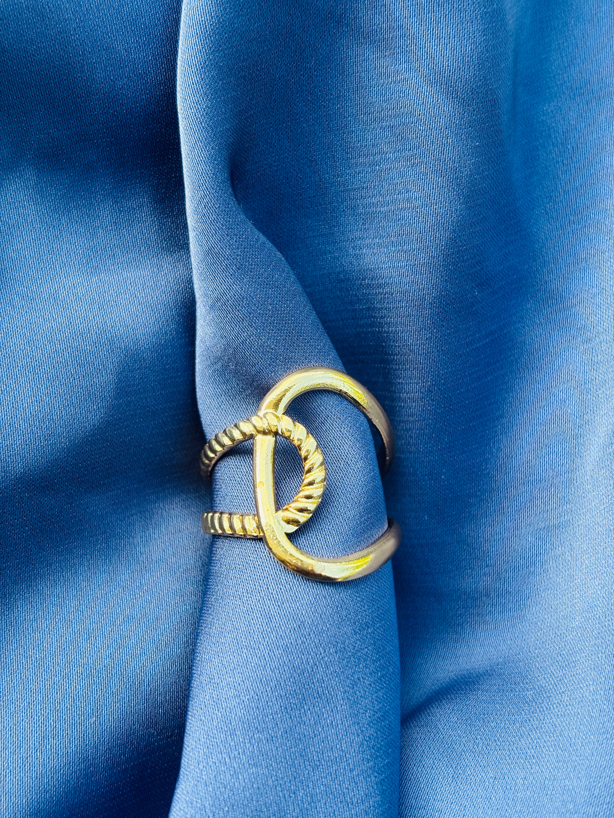 Alina Linked Loop Ring